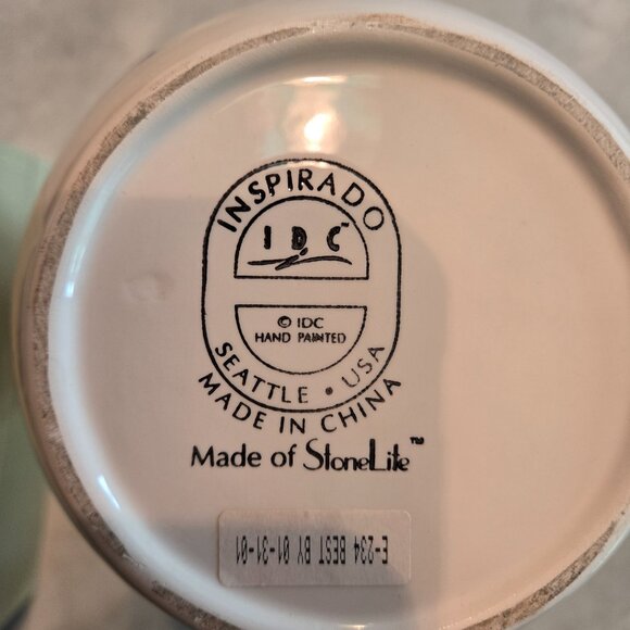 Inspirado IDC Stonelite Hinged Lid Cookie Jar - Picture 6 of 8